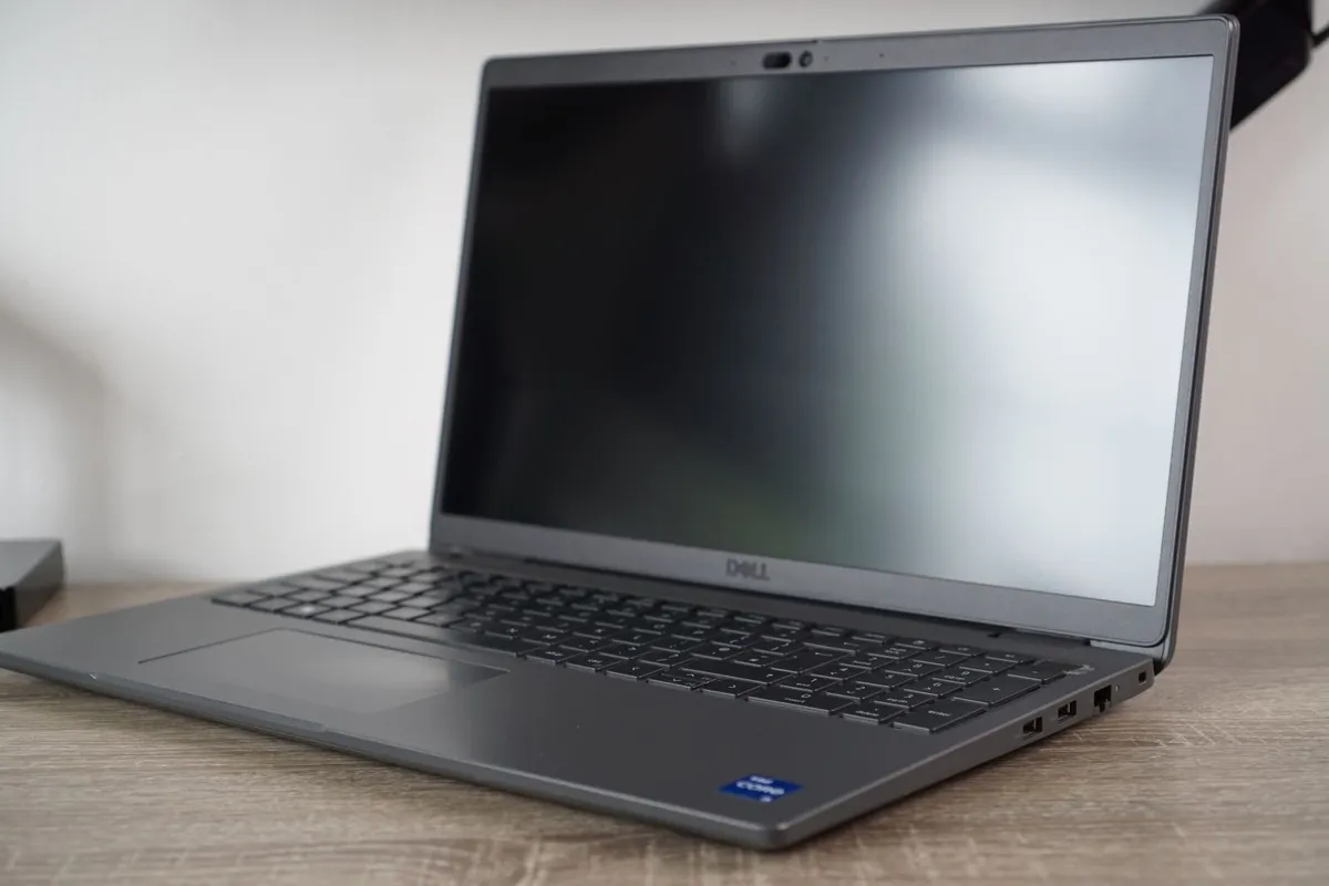 Dell Latitude 3540 15.6" | Core i5-1335U | 16GB - Image 4