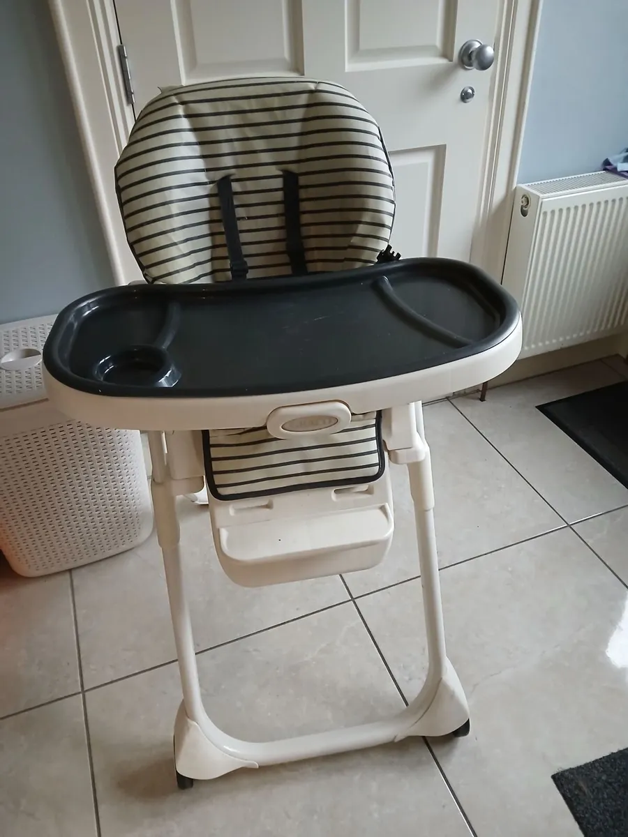 High chair - Image 2