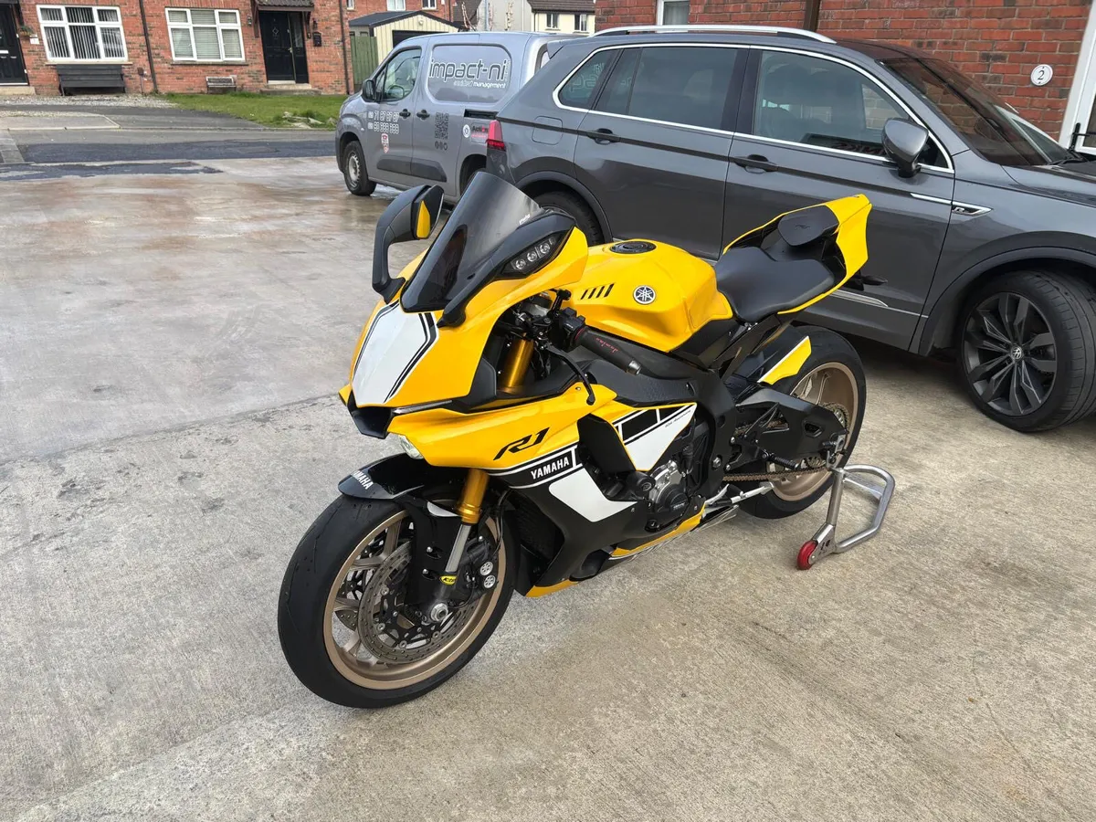 YAMAHA YZF R1 2016 - Image 1