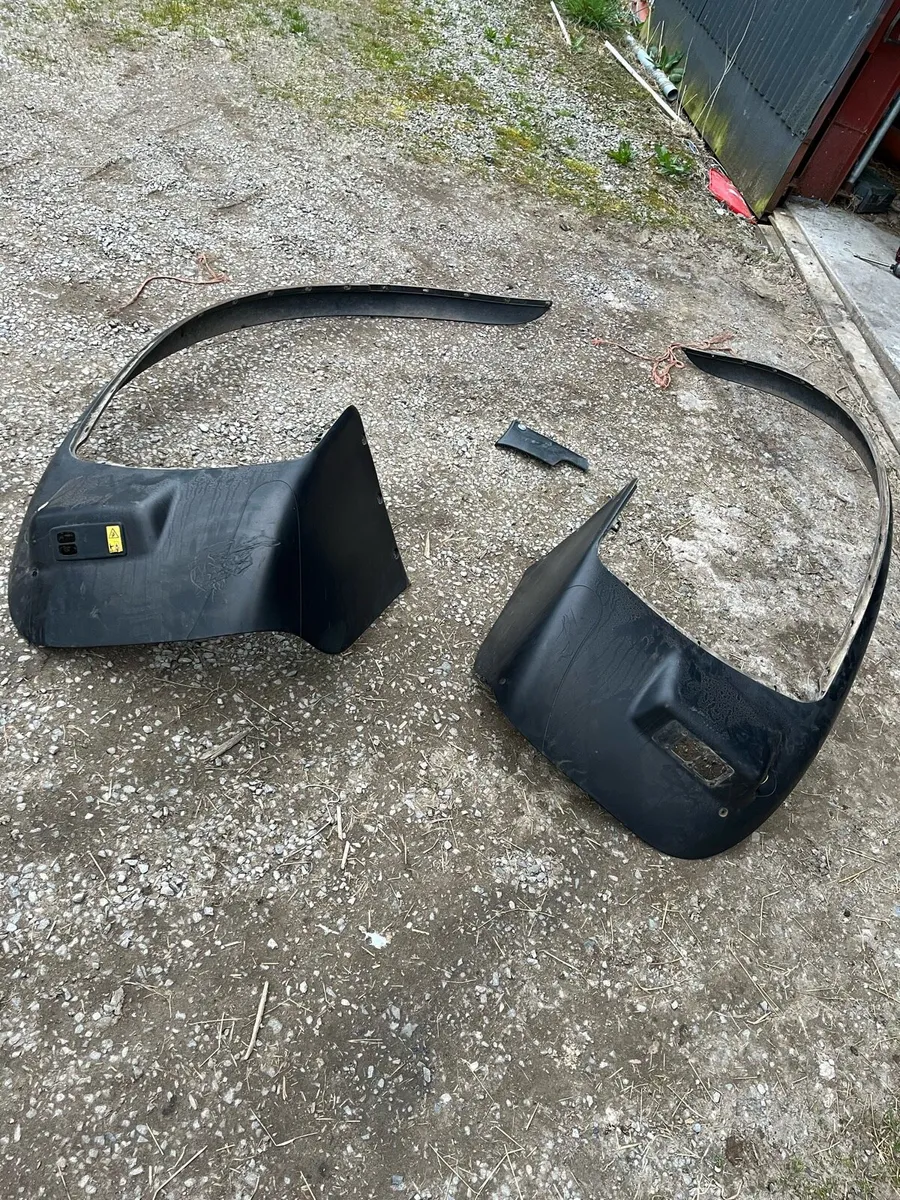 John Deere rear mudguards - Image 1