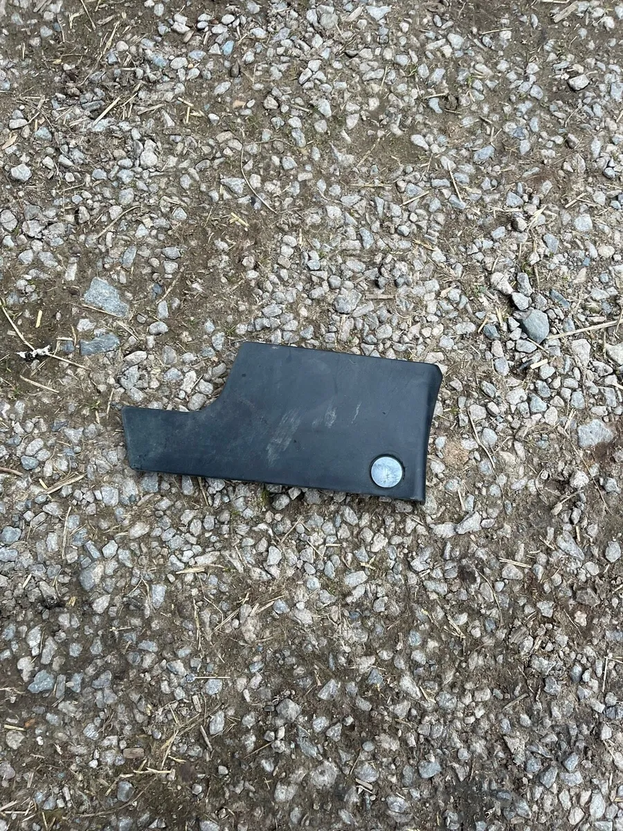 John Deere rear mudguards - Image 2
