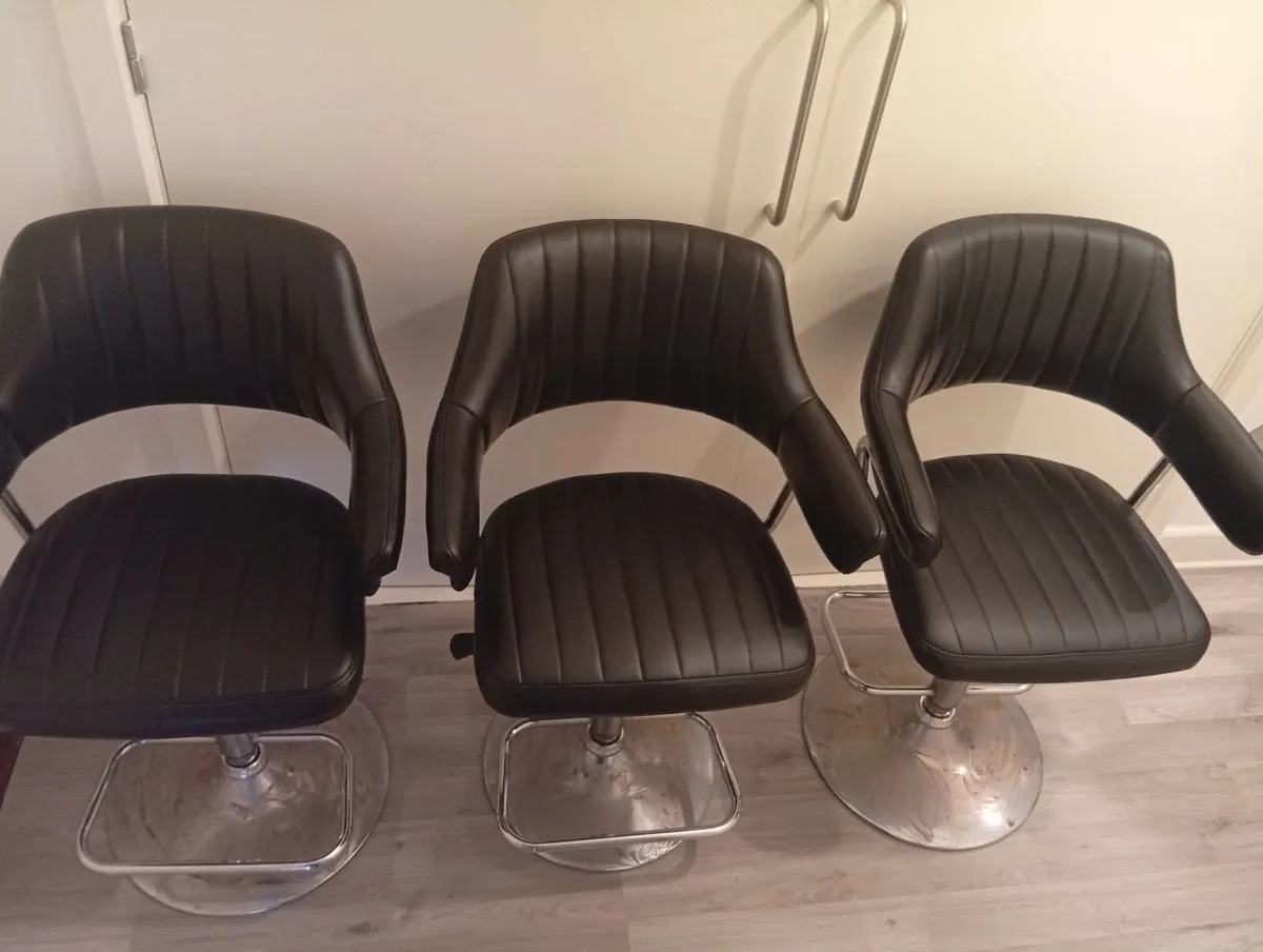 Quality Adjustable Swivel Bar Stools set - Image 1