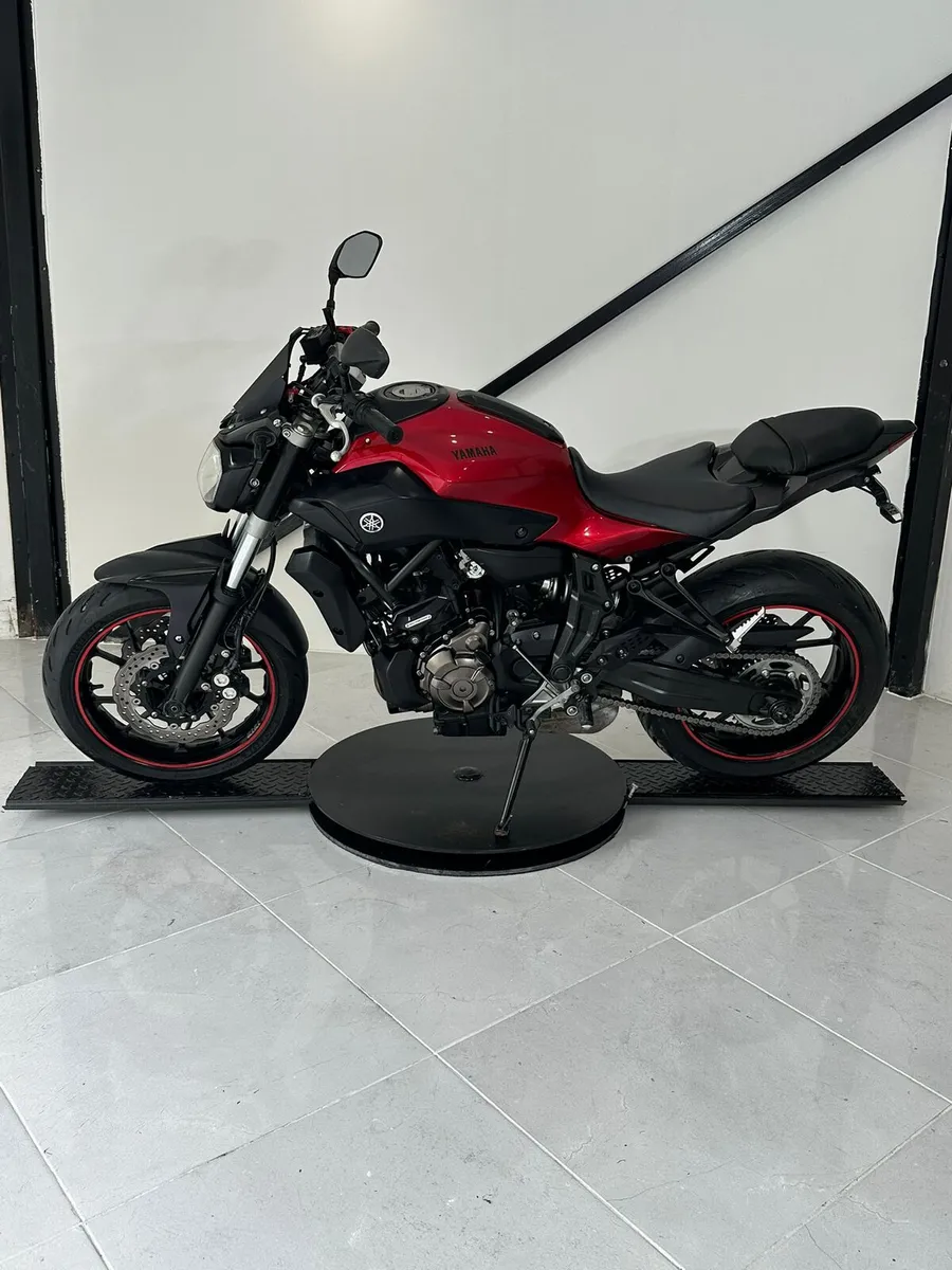YAMAHA MY07 ABS MODEL 2016 - Image 3