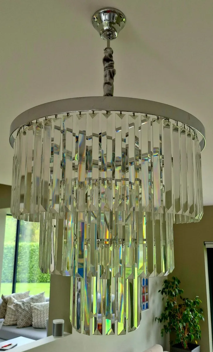 3 x chandeliers for sale - Image 3