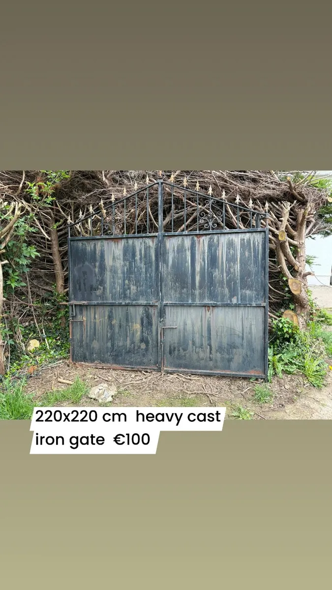 Cast iron gate €100 - Image 1