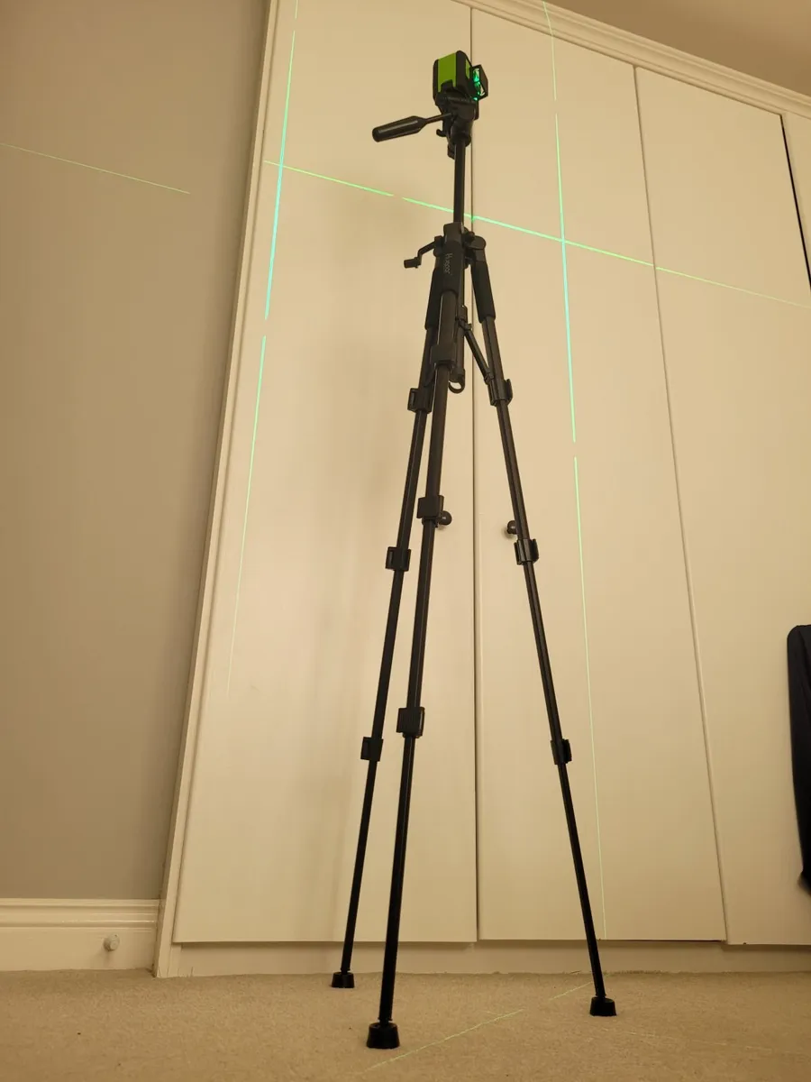 Huepar tripod for laser level - Image 1