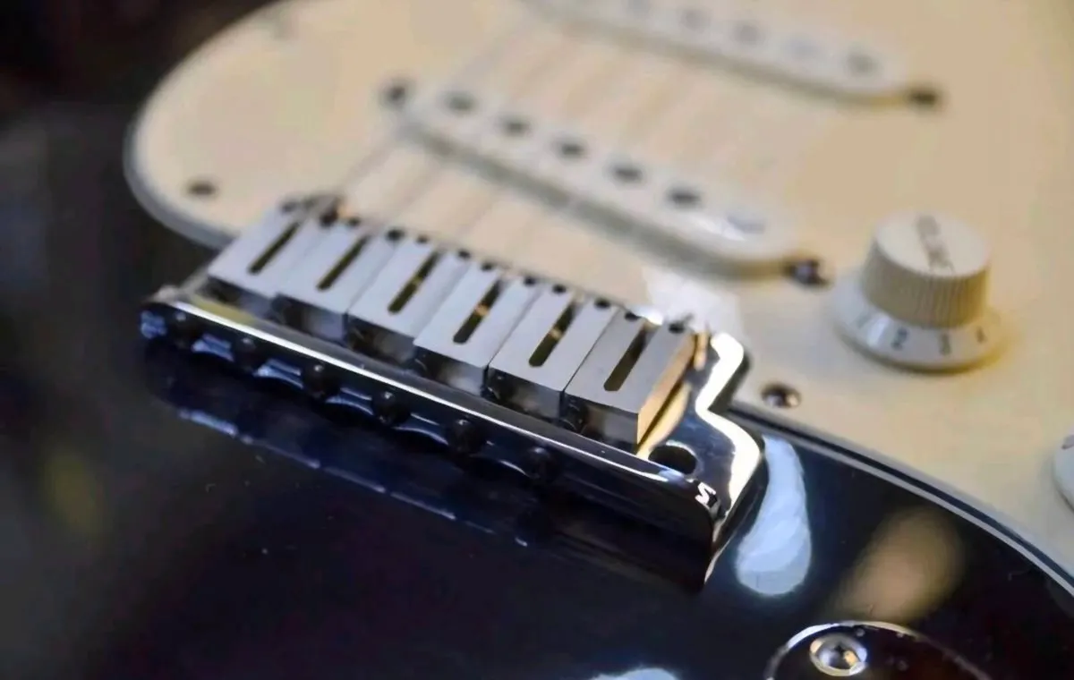 Fender 40th Anniversary Stratocaster - Image 4