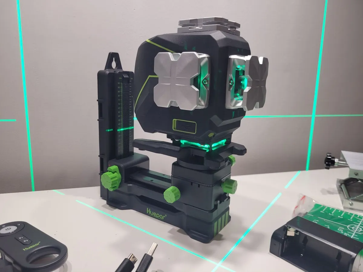 Trade Rated 3 x 360 Green Laser Level 3D - Image 1