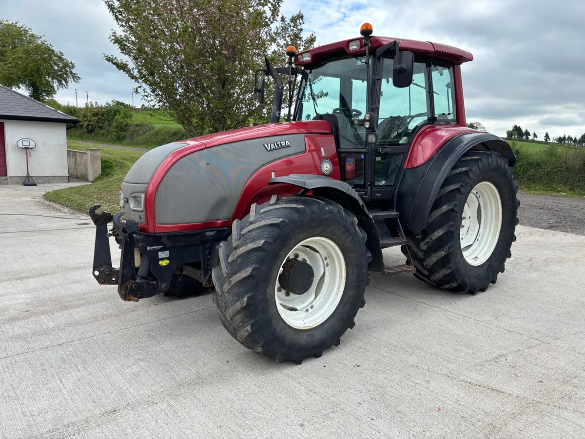 05 Valtra T150 front links and Pto - Image 2