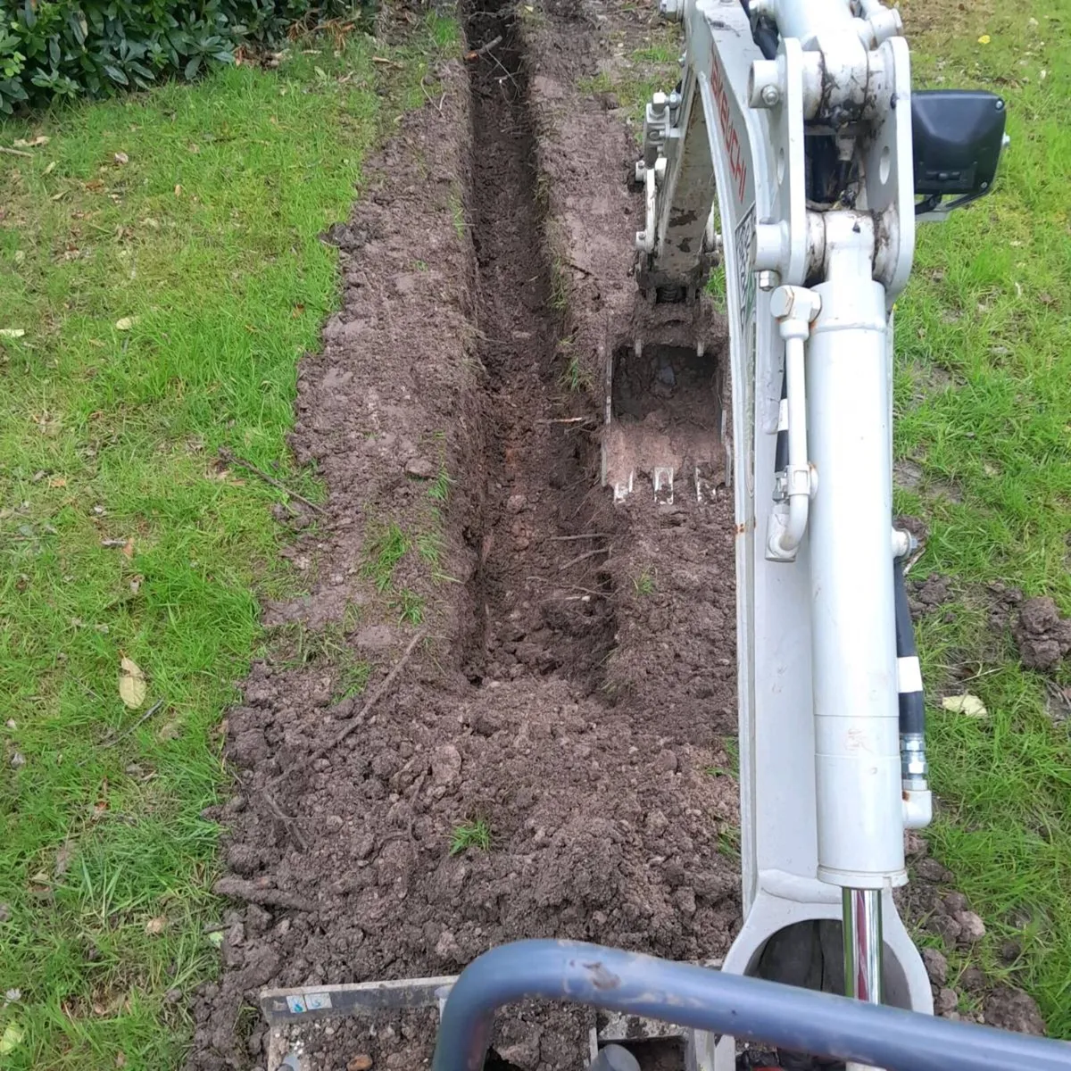 Digger work for hire - Image 1