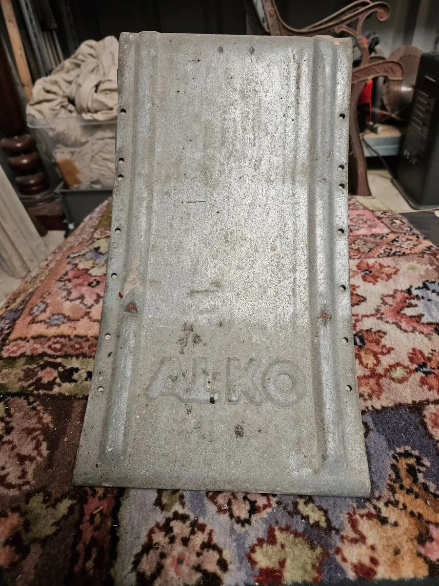 Heavy duty wheel wedge - Image 1