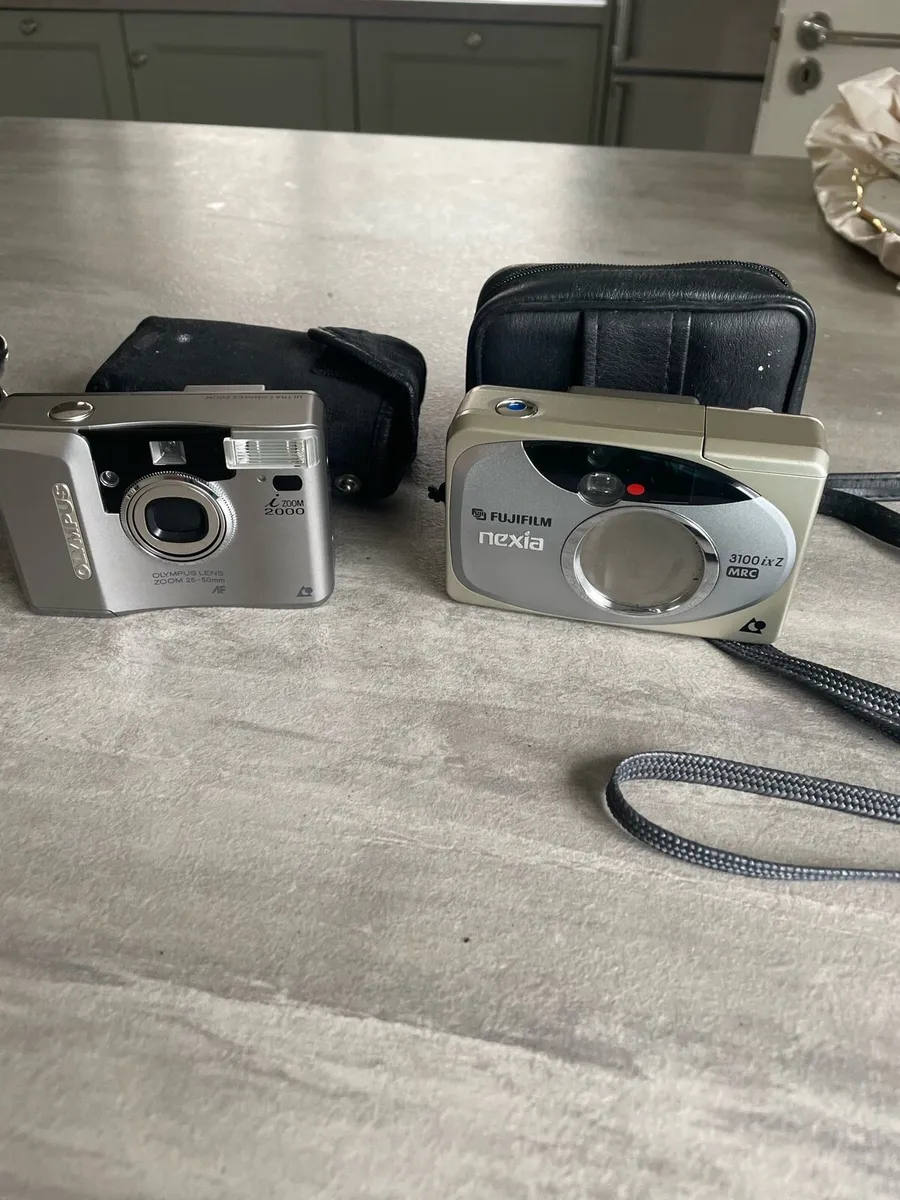 2 vintage film cameras - Olympus and Fujifilm - Image 1