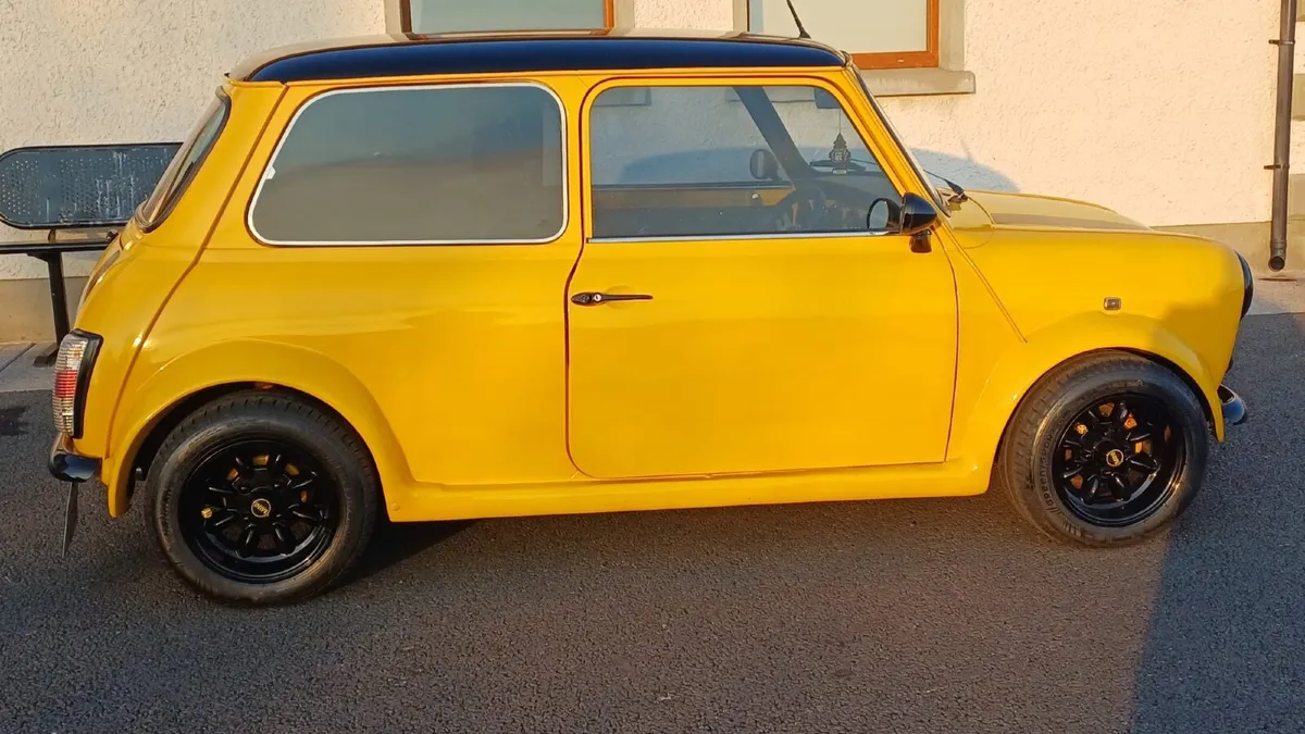 Austin Mini 1994 - Image 3