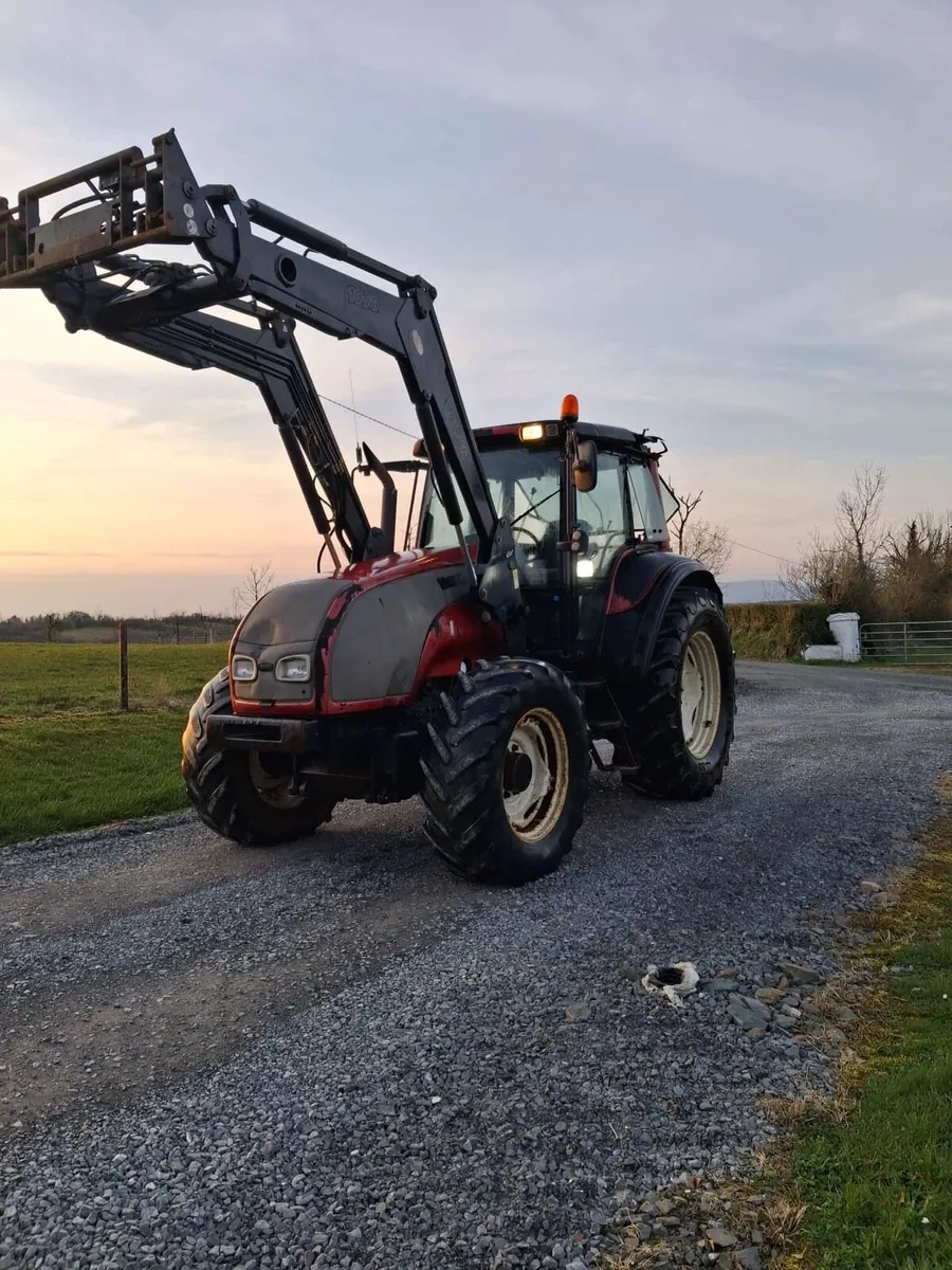 Valtra T130 - Image 3