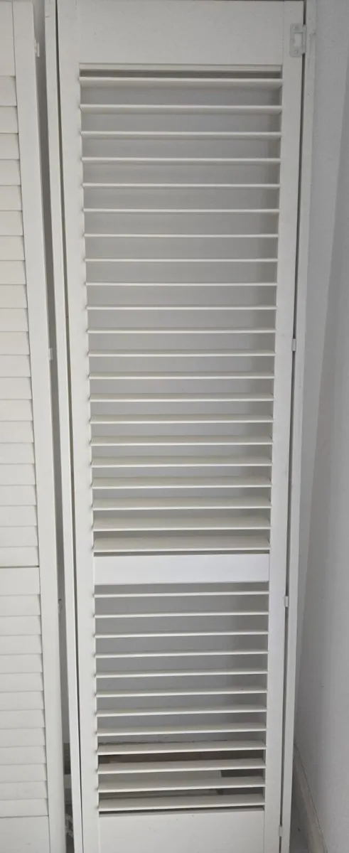 2 wooden blinds - Image 2