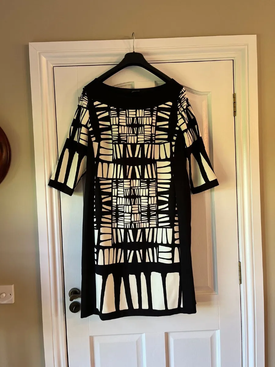Women’s clothes - Image 2
