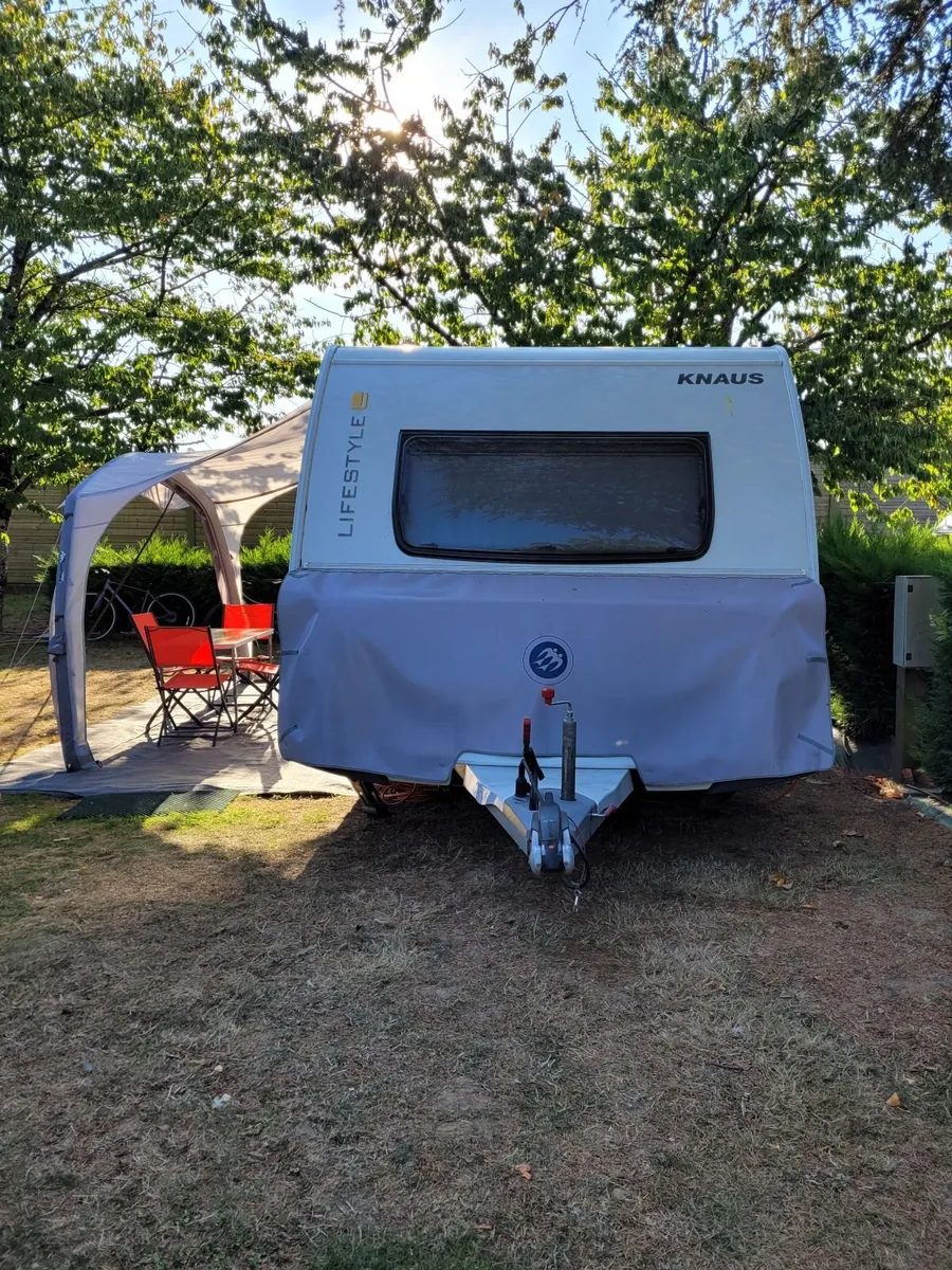 Knaus Caravan Lifestyle 550 in superb condition - Image 2