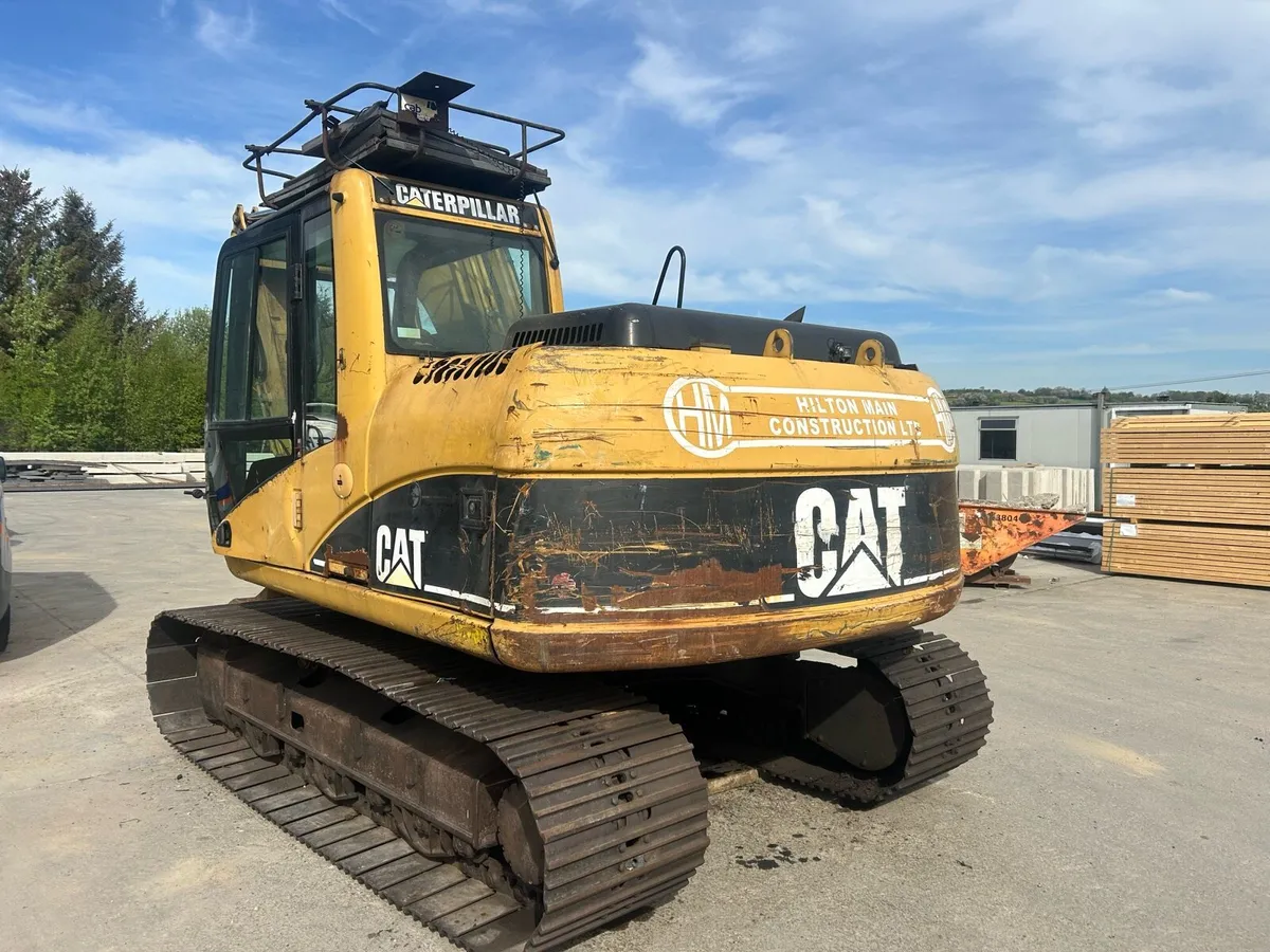 312c Cat digger 2006 requires engine - Image 2