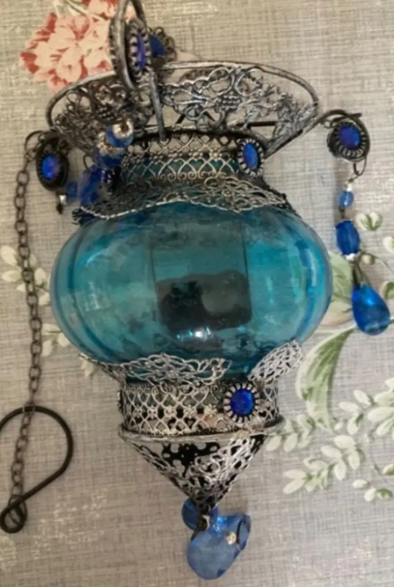 Candle holder