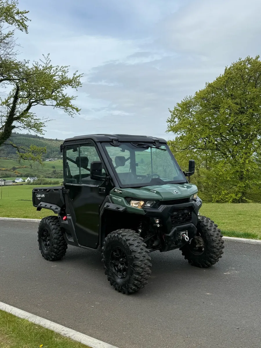 2024 Can am Traxter HD9 - Image 2