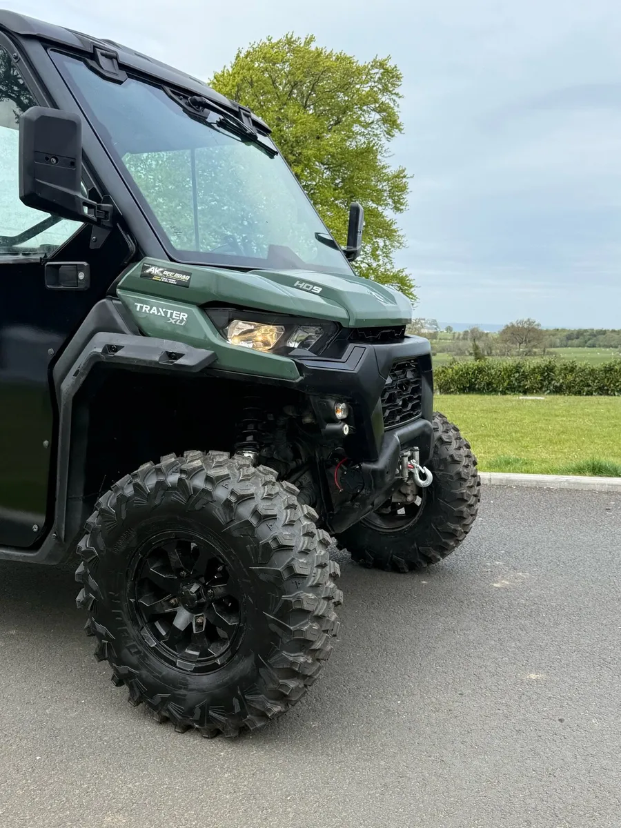 2024 Can am Traxter HD9 - Image 4