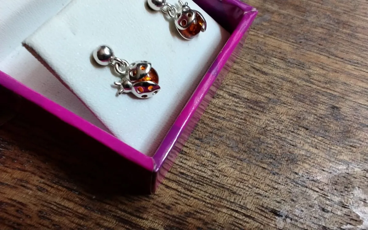 Sterling silver baltic amber ladybird stud earring - Image 3