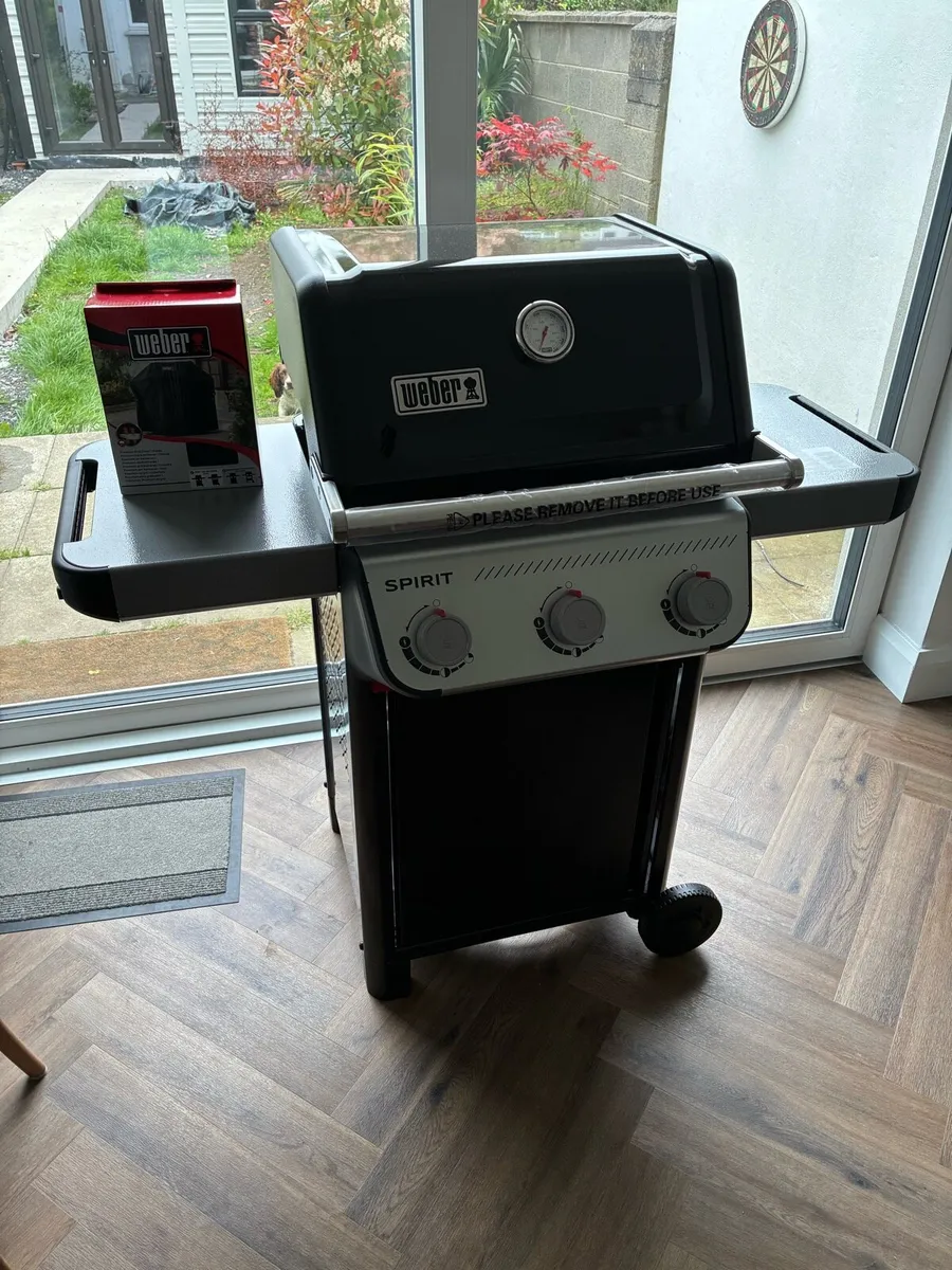 Weber Spirit E310 brand new - Image 1