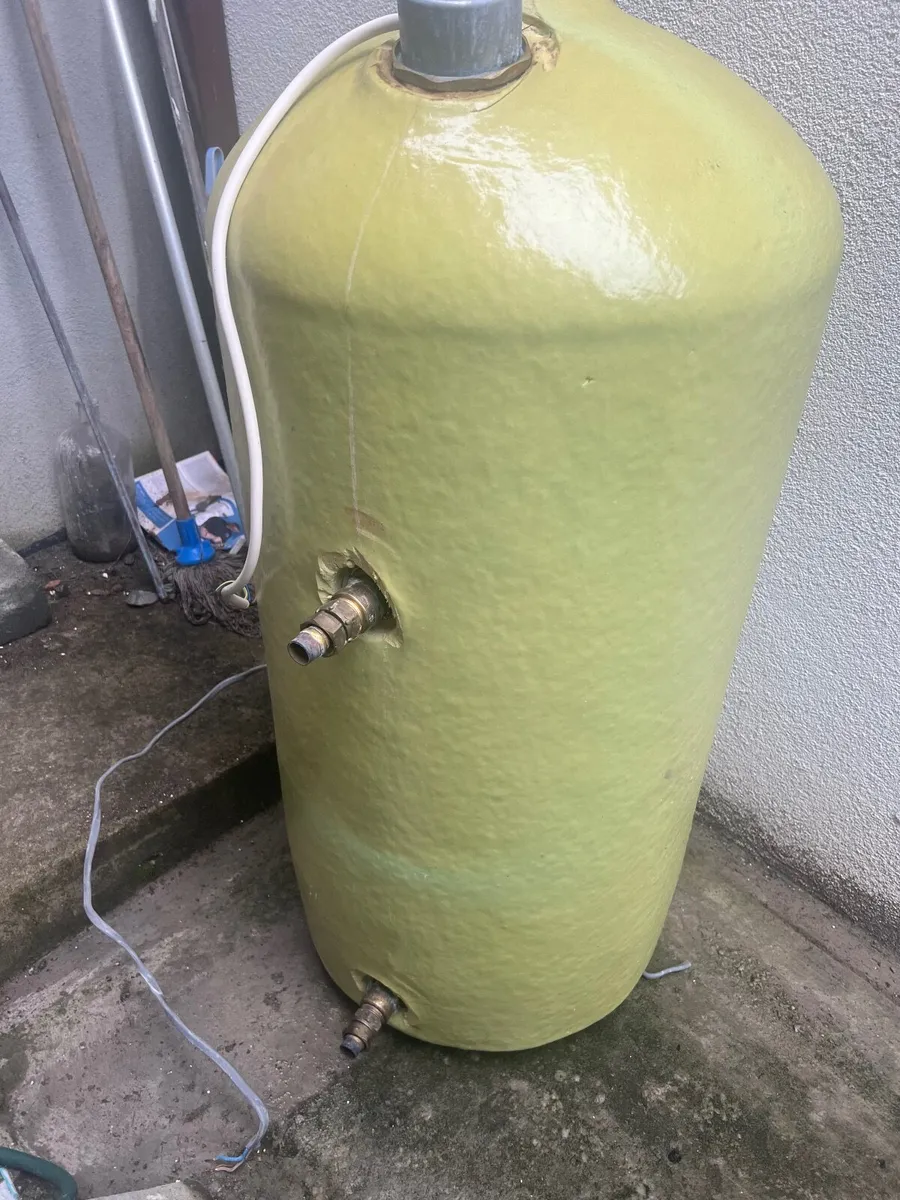 Cylinder with immersion - Image 3