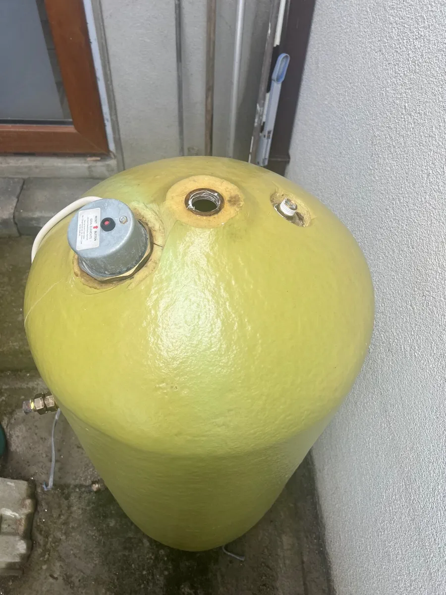 Cylinder with immersion - Image 1