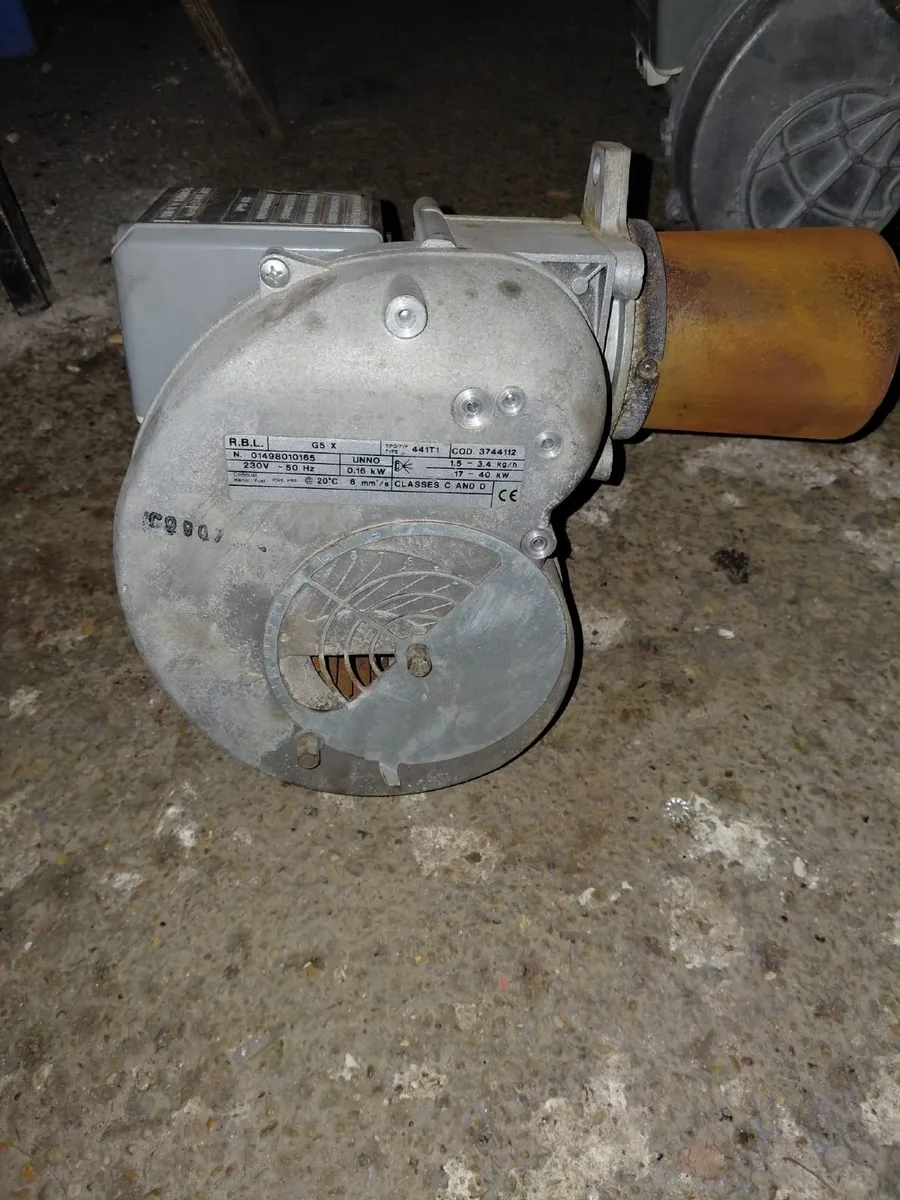 Oil boilers and water pumps - Image 3