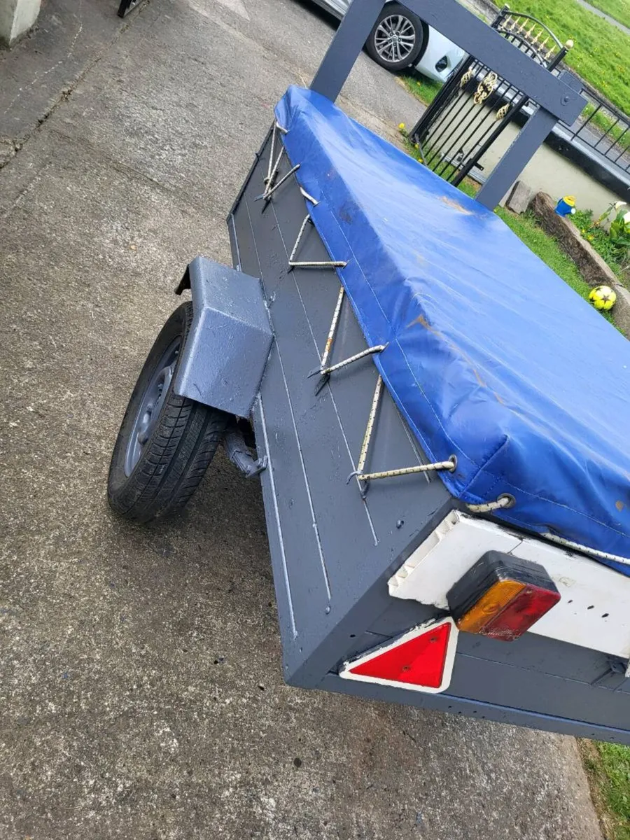 Trailer - Image 2