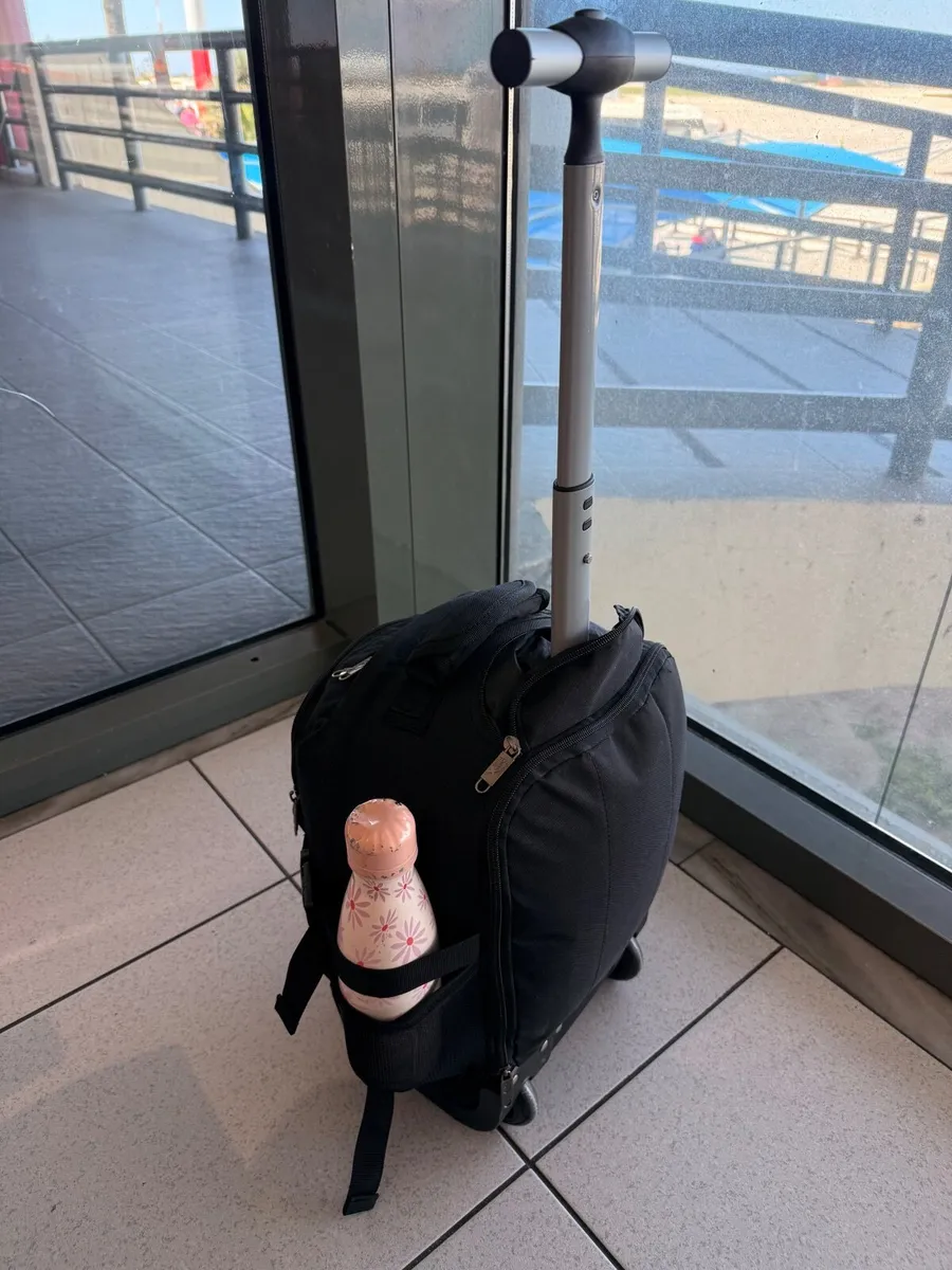 Cabin luggage case - Image 4