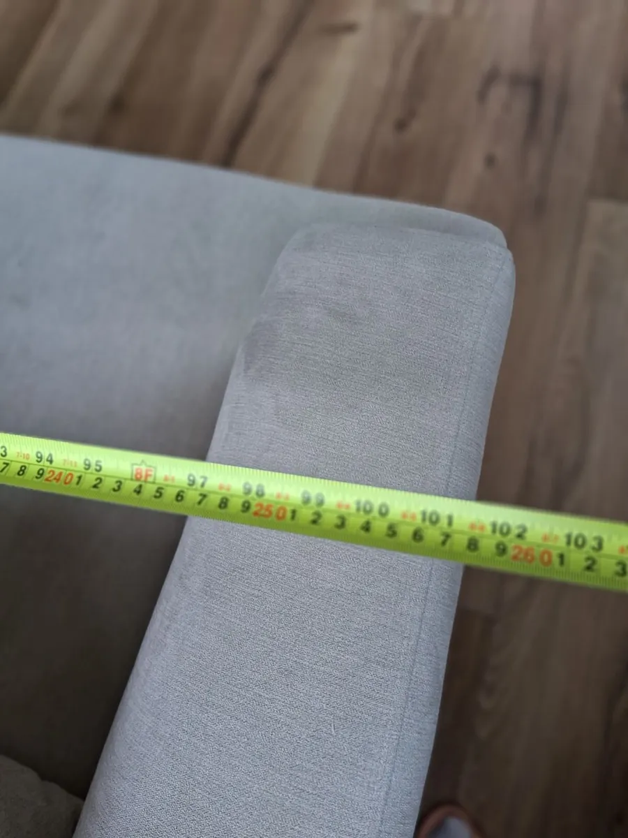 Couch - Image 3