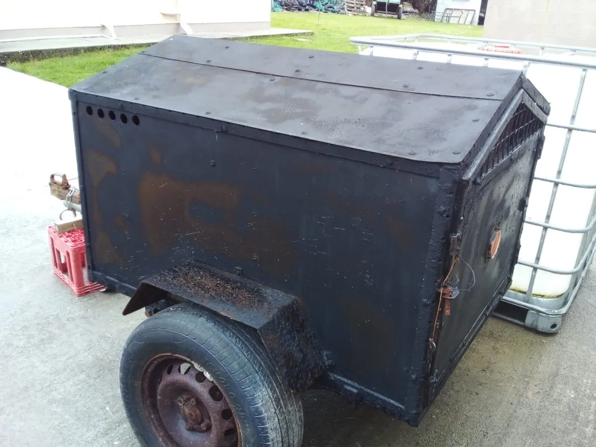 Dog box - Image 3