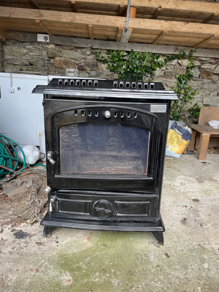 Blacksmith Stove. - Image 1