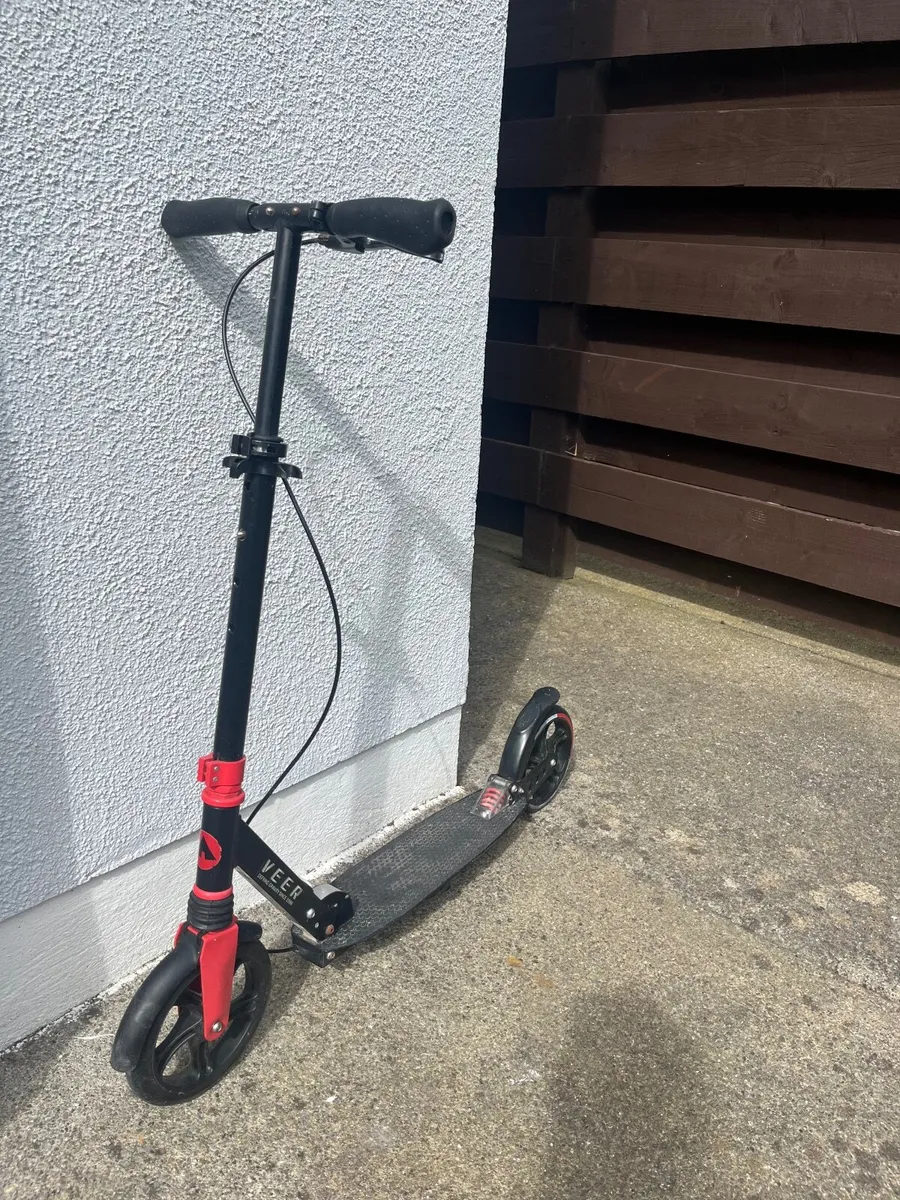 Kids scooter - Image 1