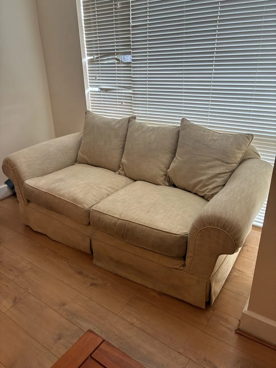 Couch (Free to Take)