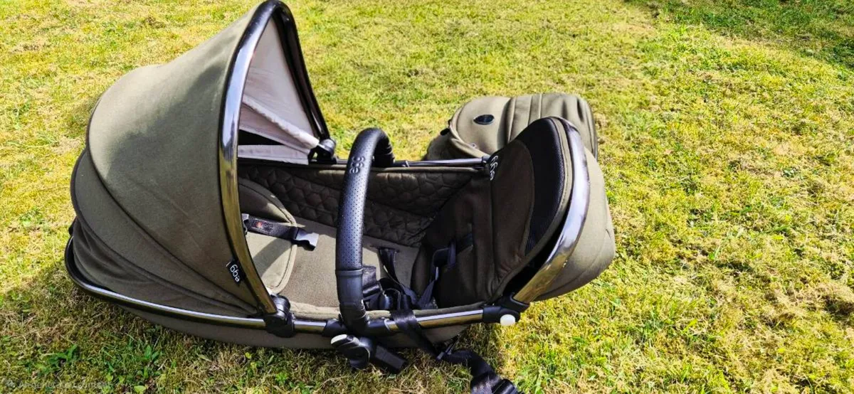 EGG Stroller &  Travel System - Image 2