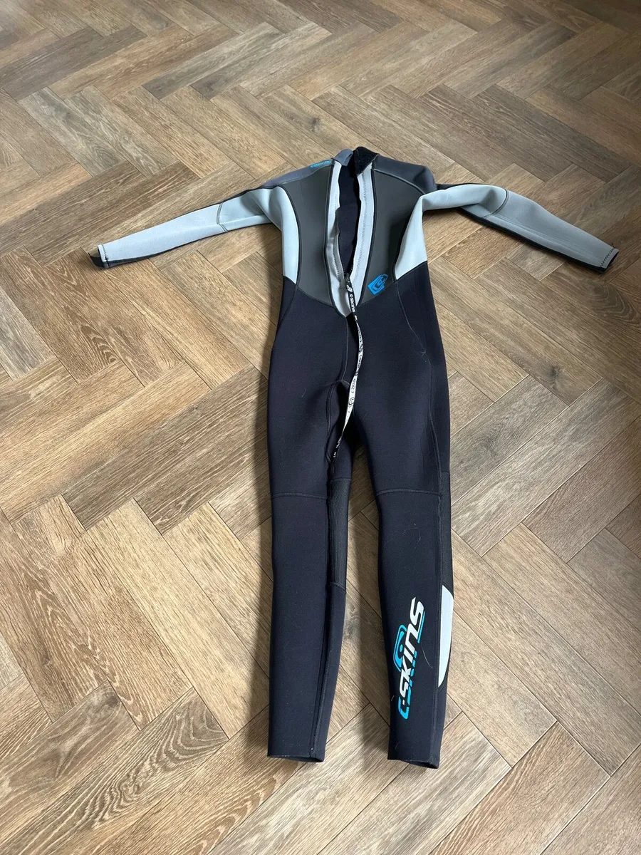 Wet suit - Image 2