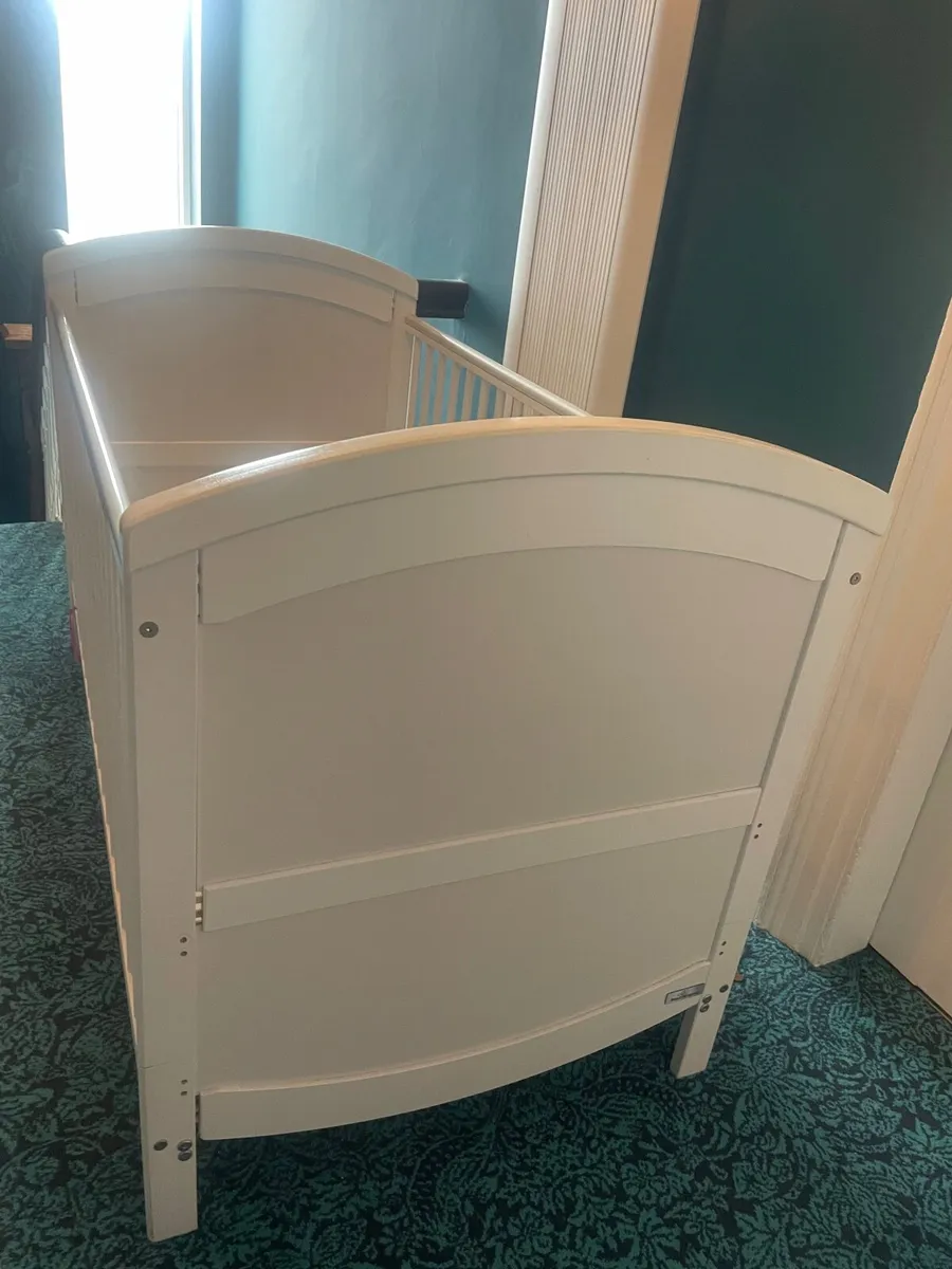 Cot bed - Image 4