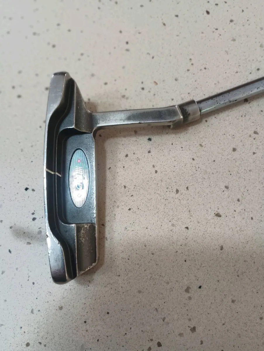 2 putters - MD golf players putter & Wilson putter - Image 2