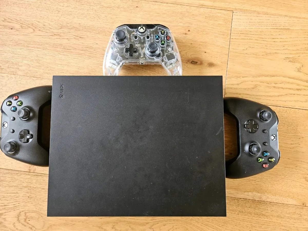 Xbox ONE X (1TB) with x3 controllers - Image 1