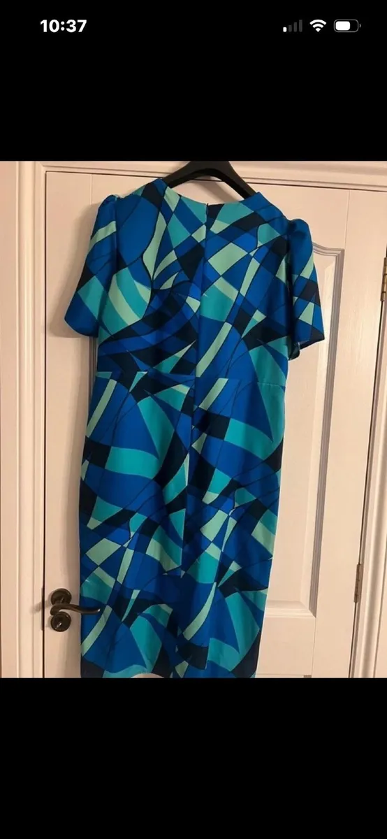 Womenswear - Image 2