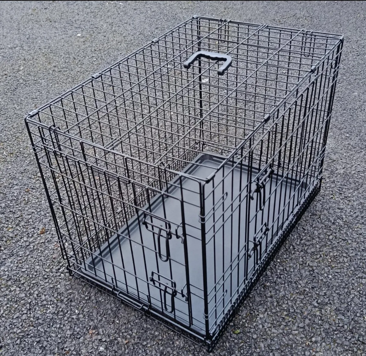 Dog crate - Image 1