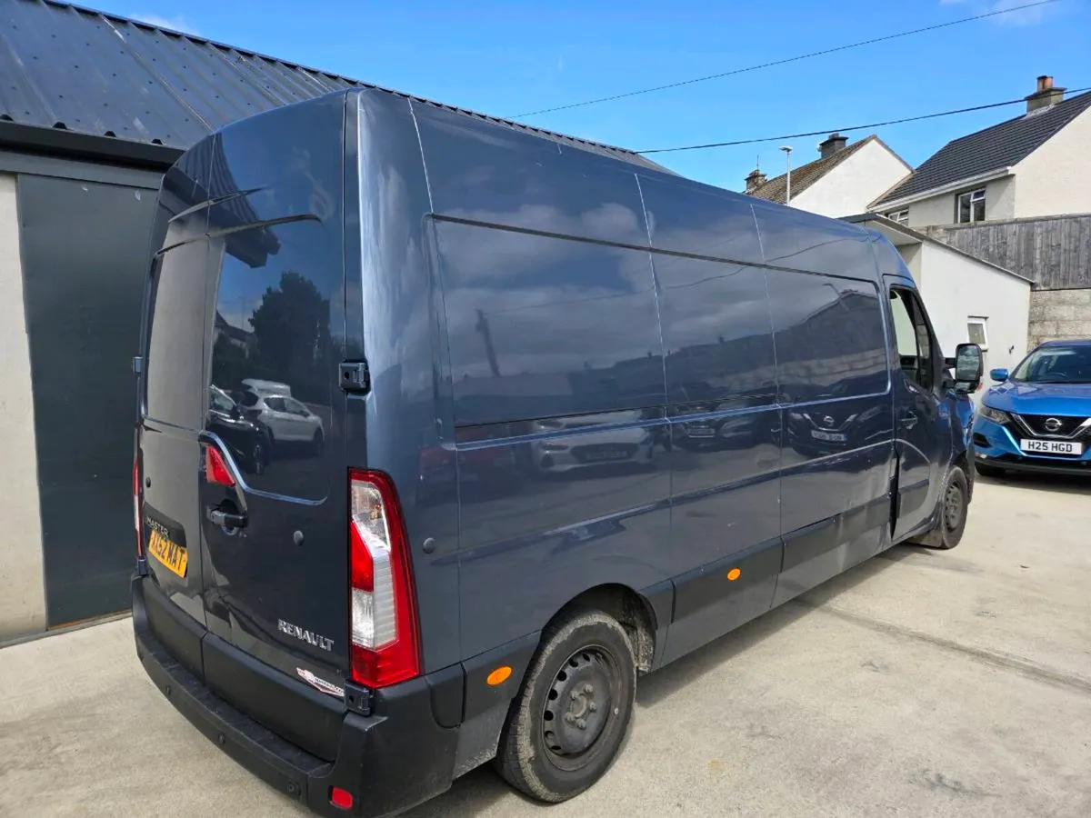 2022 Renault Master Business + - Image 3