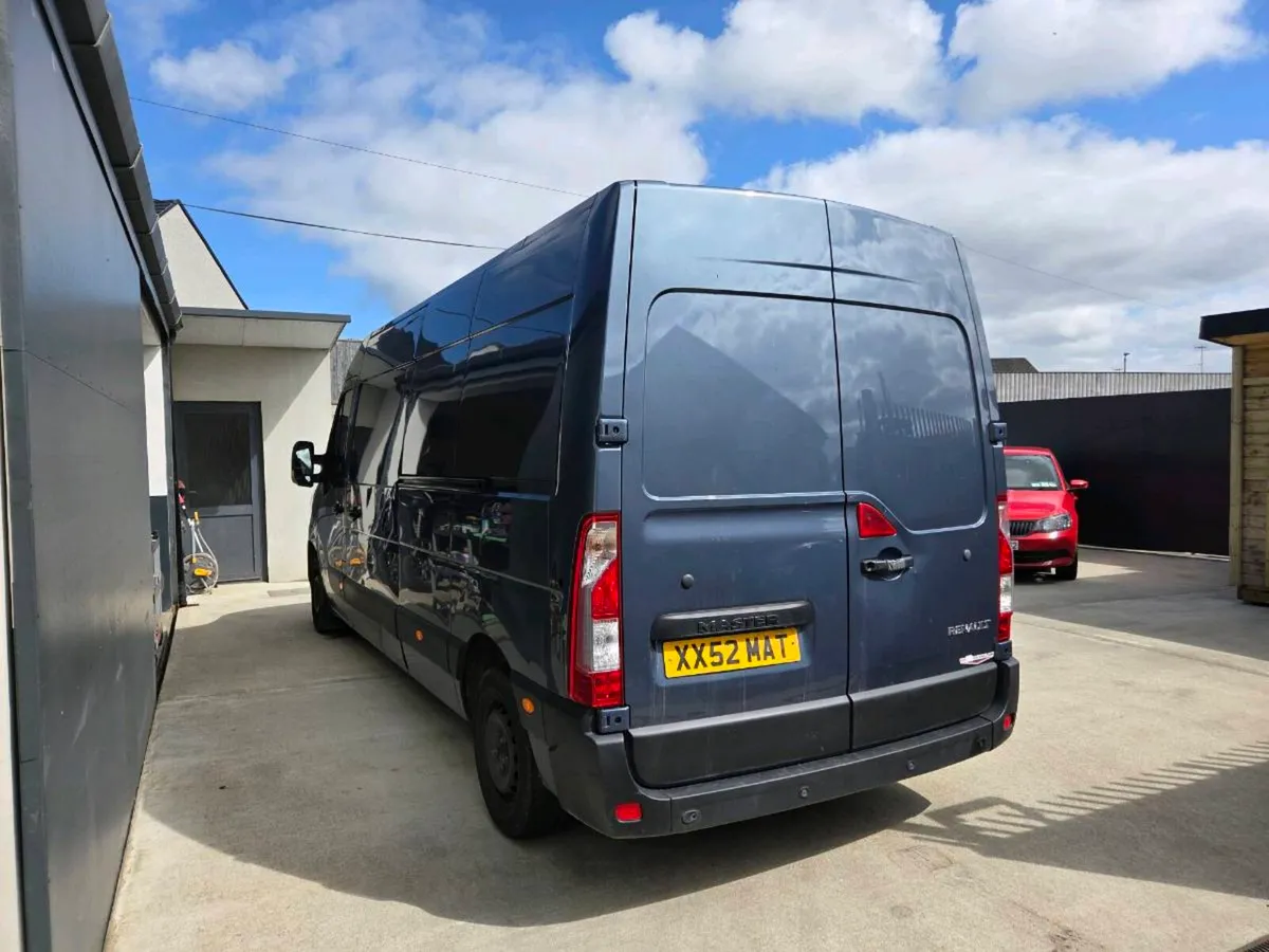 2022 Renault Master Business + - Image 4