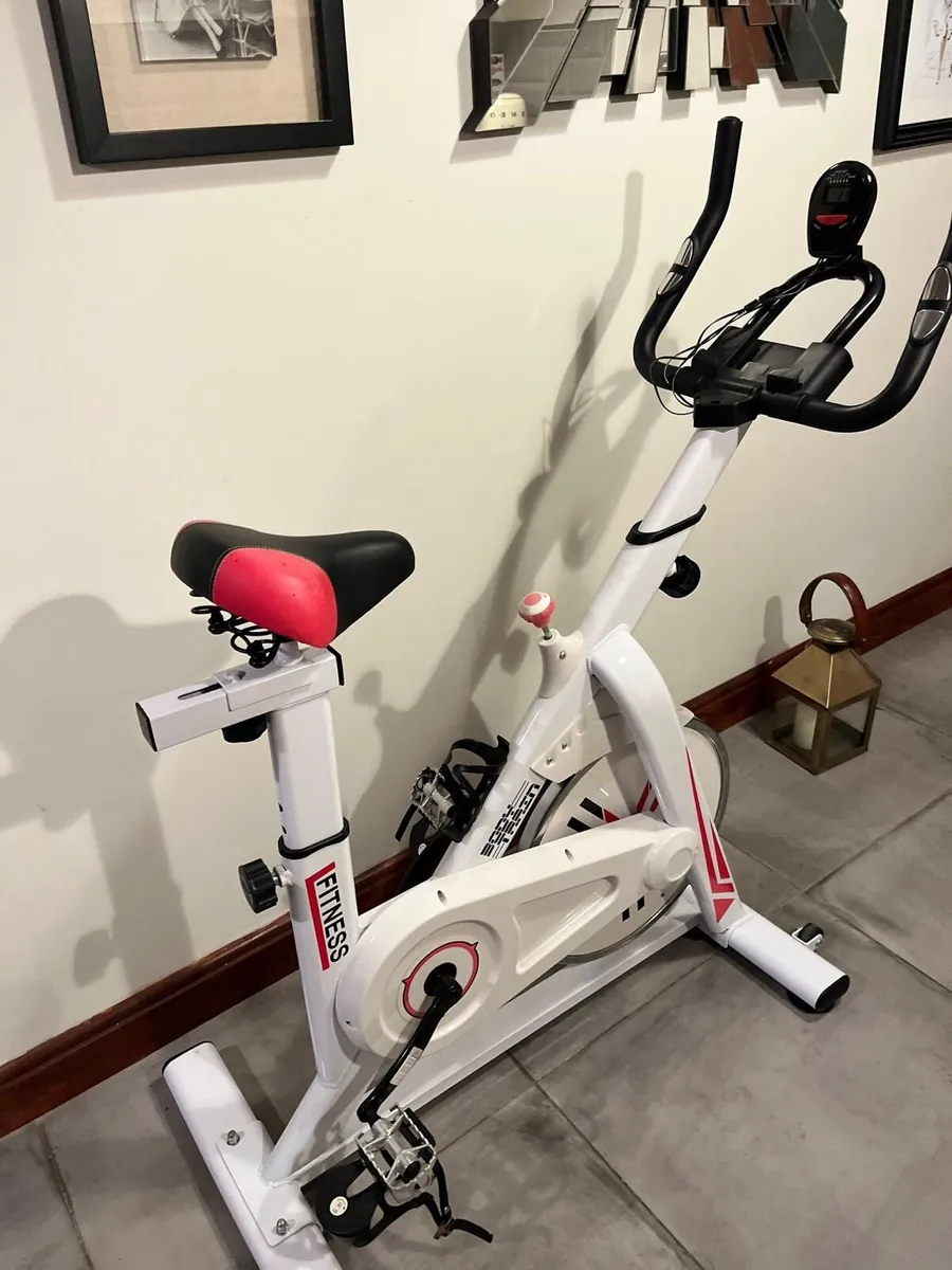 Exercise bike - Image 2