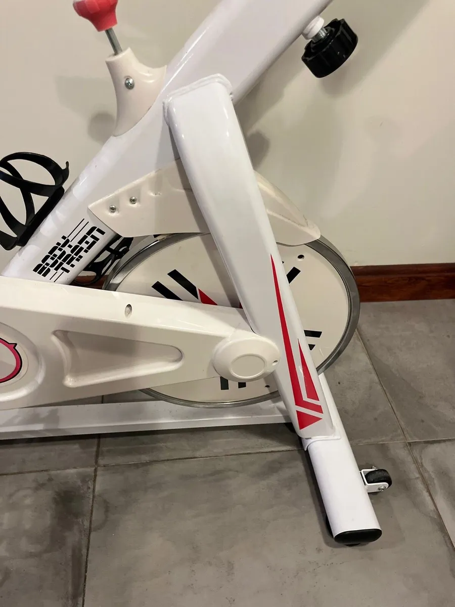 Exercise bike - Image 3