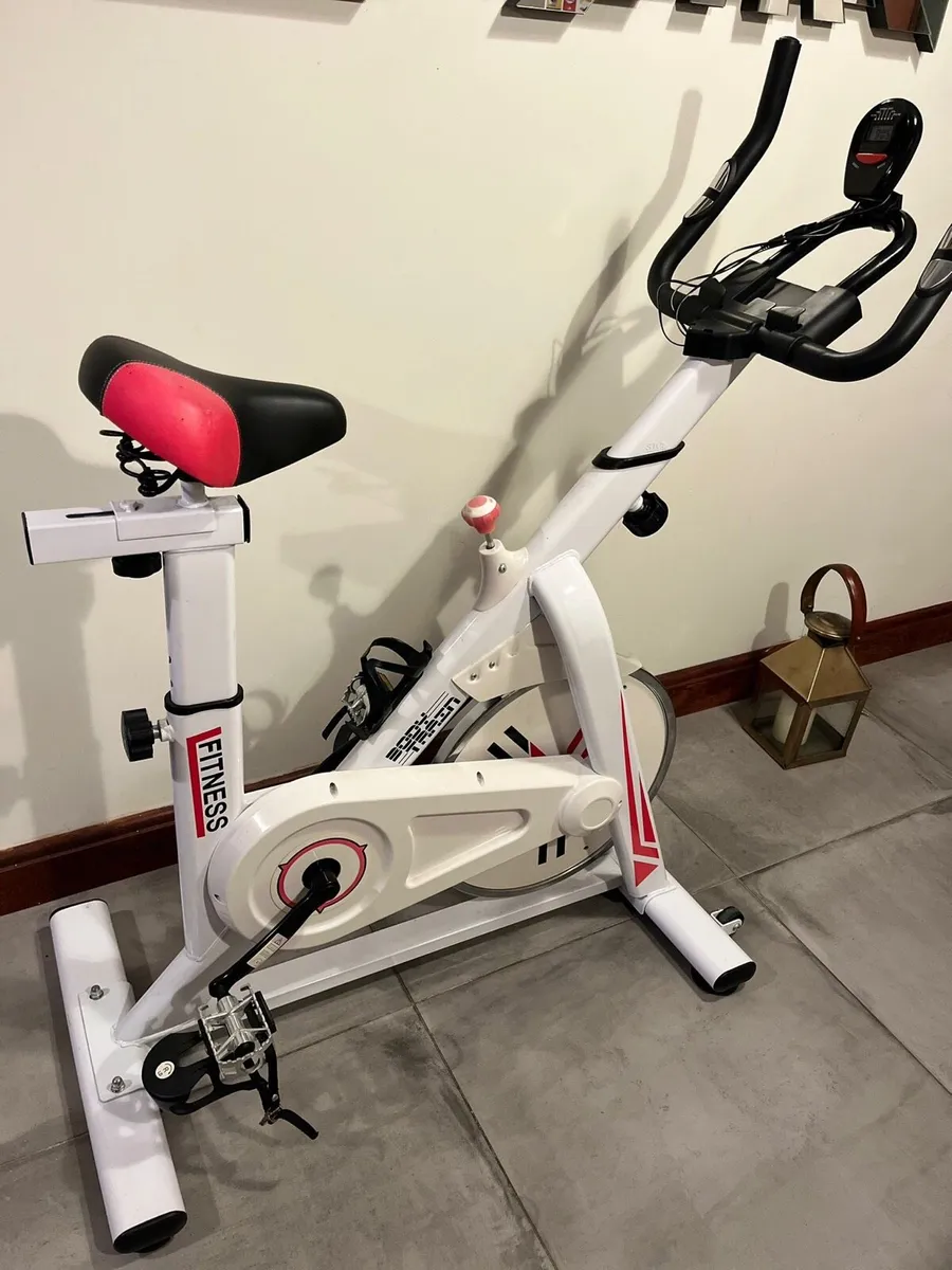 Exercise bike - Image 4