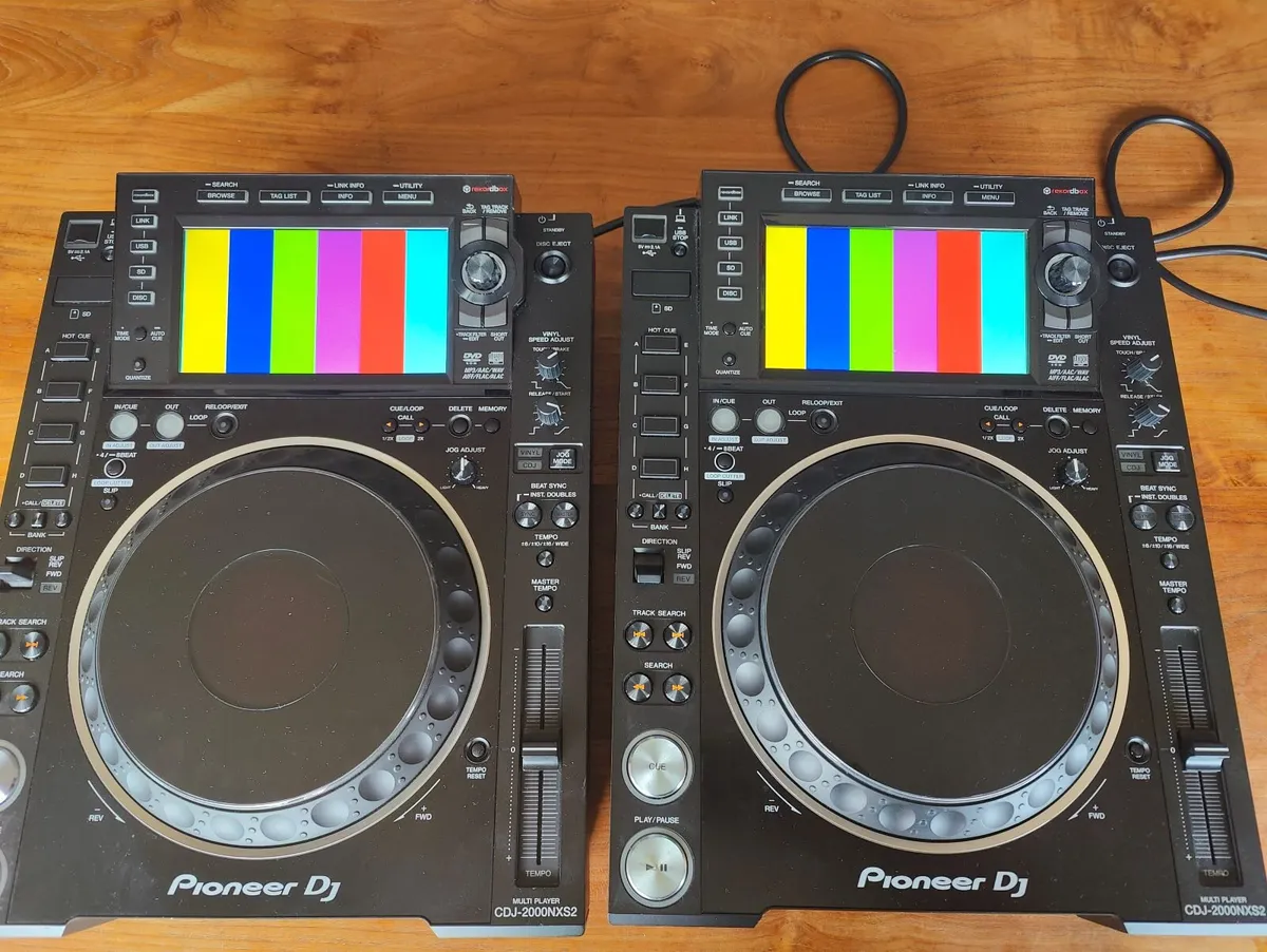 Pioneer CDJ-2000 NXS2 Pair - Image 2